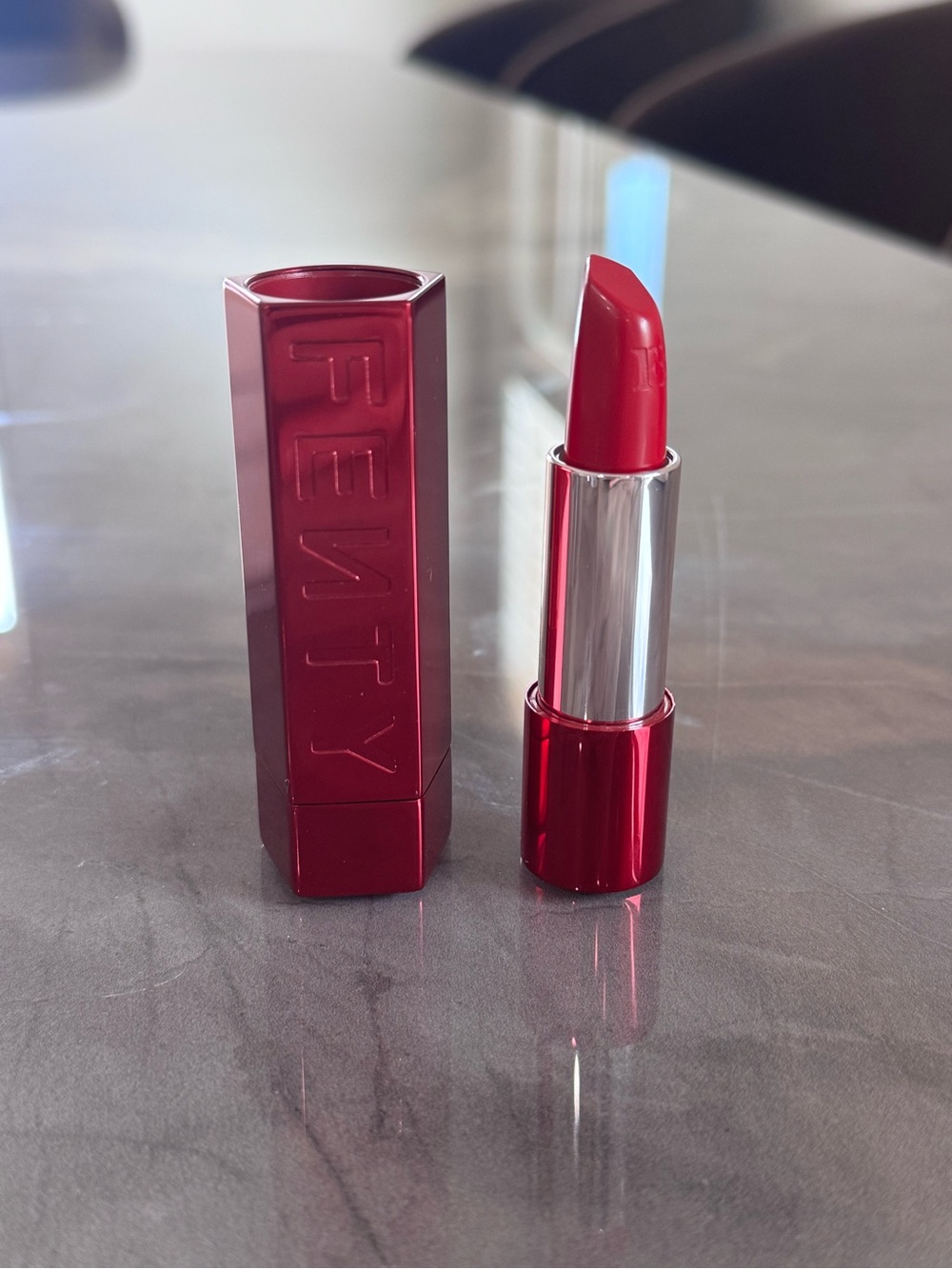 Fenty Beauty Red Refillable Lipstick with Case Shade 15 Kissin’ Kutie